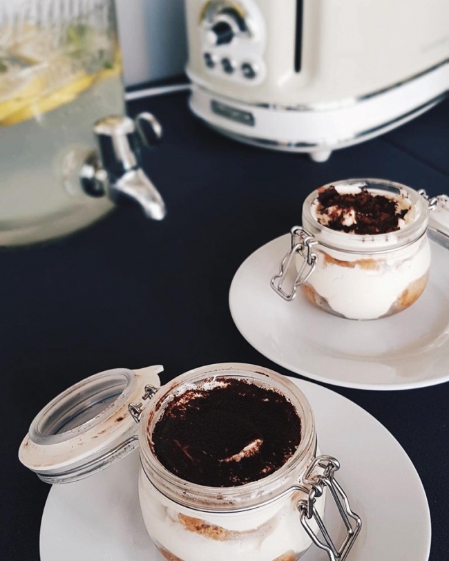 Micro Kazou Residence, Warszawa