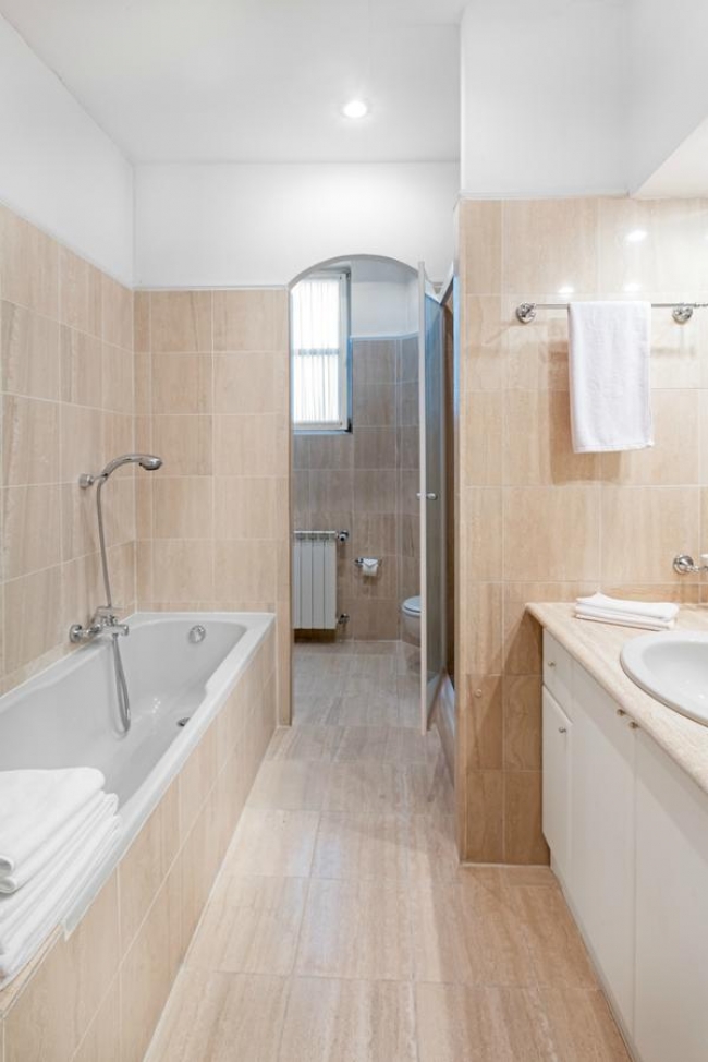 Residence St. Andrew's Palace, Warszawa