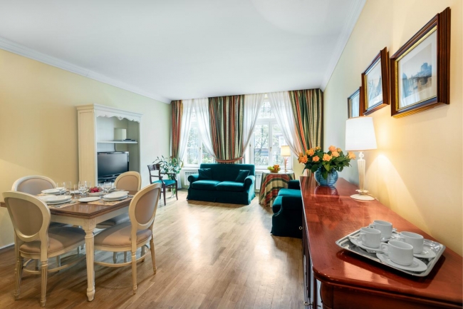 Residence St. Andrew's Palace, Warszawa