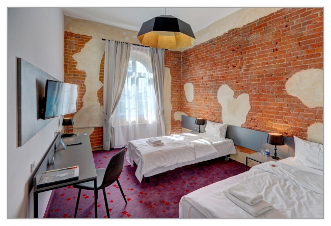 Arche Koszary Góra Kalwaria, Góra Kalwaria