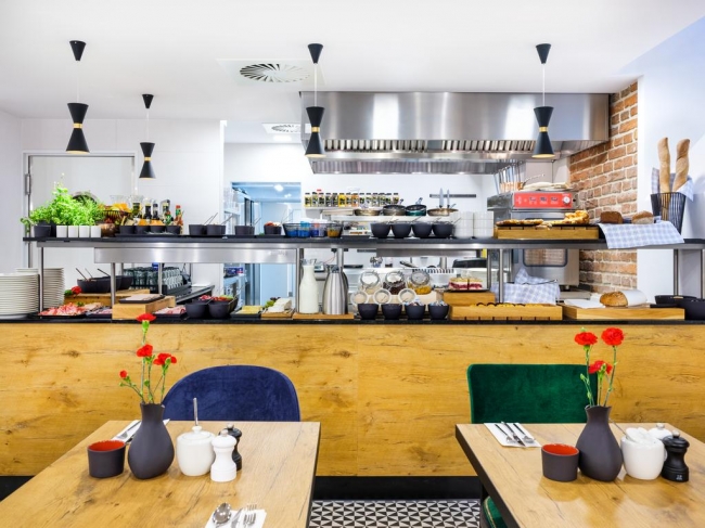 WAWEL QUEEN, Kraków