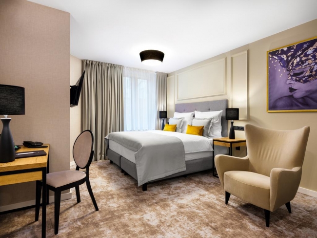 WAWEL QUEEN, Kraków