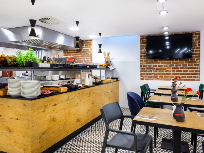 WAWEL QUEEN, Kraków