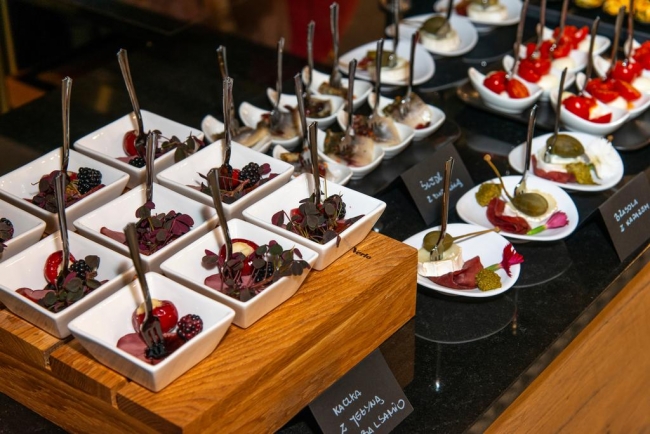 WAWEL QUEEN, Kraków