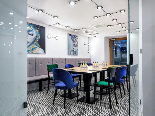 WAWEL QUEEN, Kraków