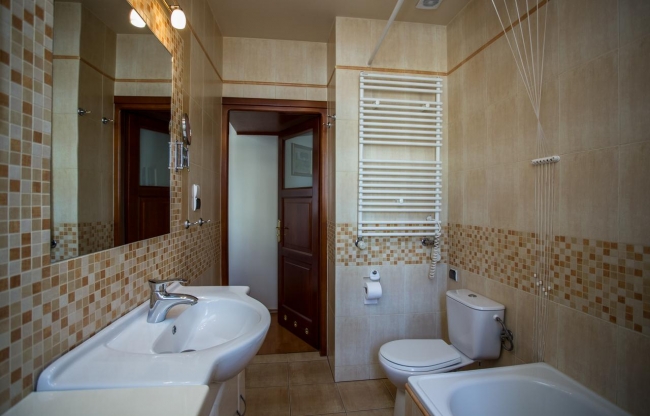 Kazimierz Secret, Kraków