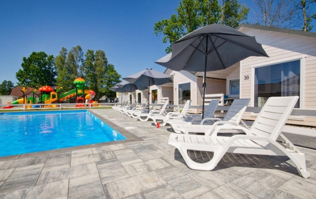 DOMKI RAJSKIE PIASKI, Dąbki