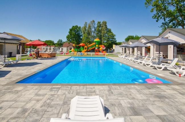 DOMKI RAJSKIE PIASKI, Dąbki