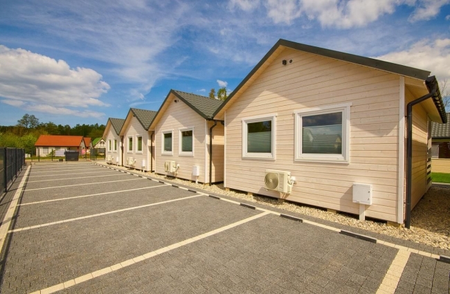 DOMKI RAJSKIE PIASKI, Dąbki