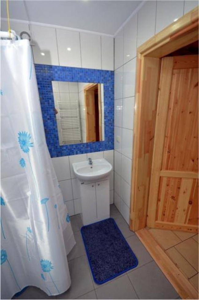 DOMEK MAJOWY, Nowiny