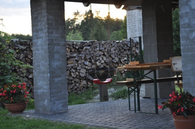 DOMEK MAJOWY, Nowiny