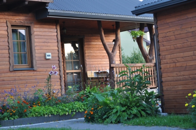 DOMEK MAJOWY, Nowiny