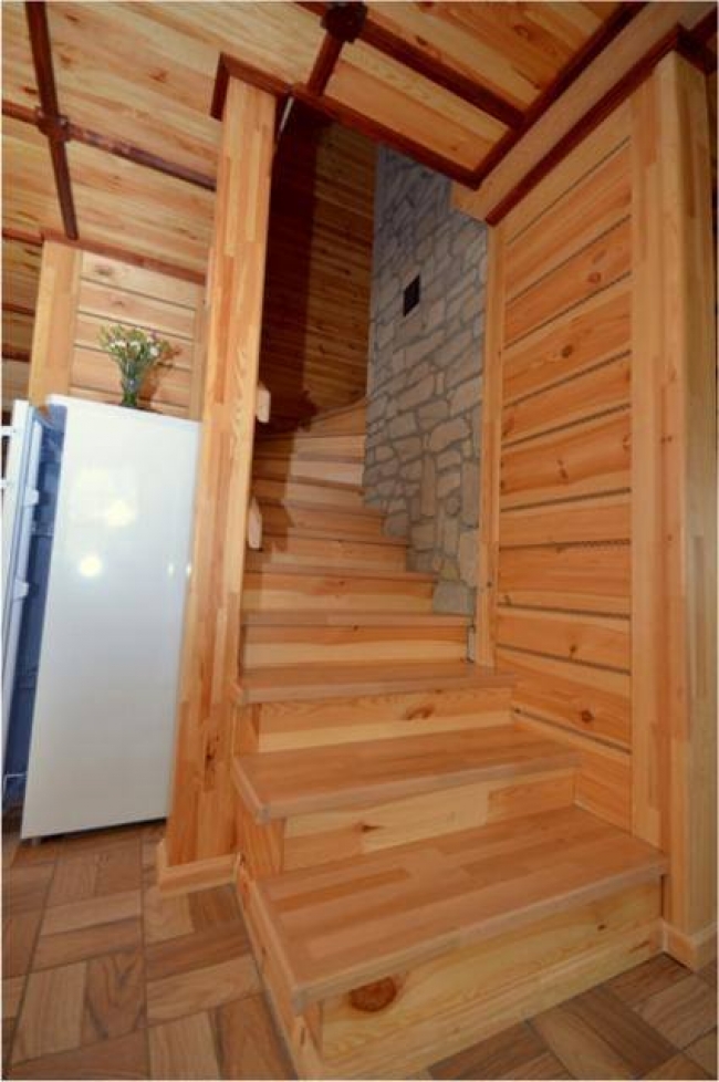 DOMEK MAJOWY, Nowiny