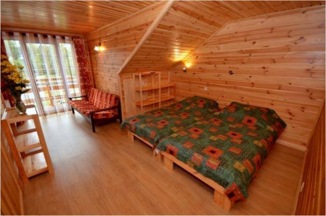 DOMEK MAJOWY, Nowiny