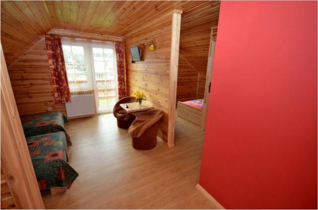 DOMEK MAJOWY, Nowiny