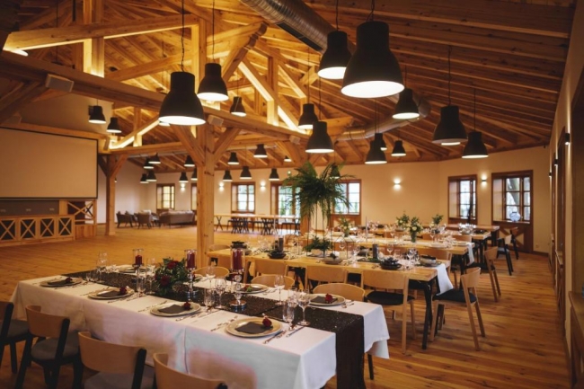 Kolumna Park, Przygoń