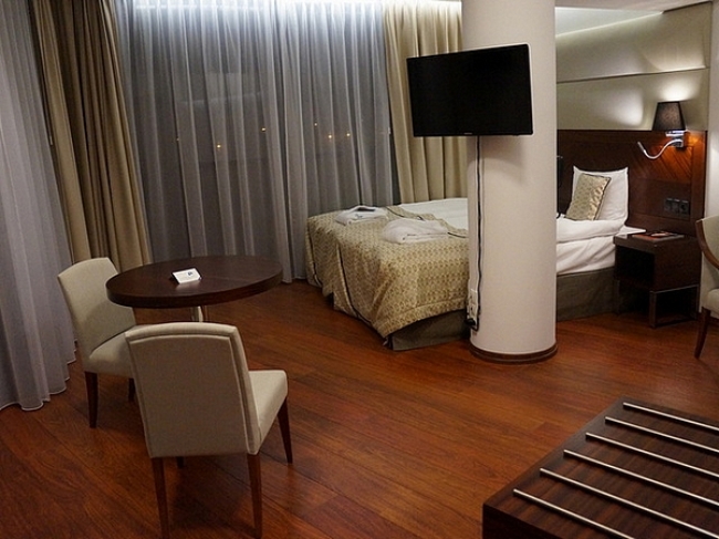 Hotel Mikołajki na Ptasiej Wyspie, Mikołajki