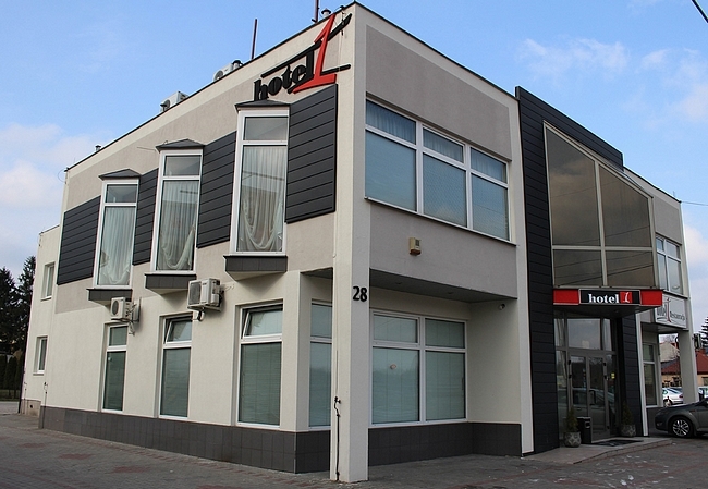 Hotel 1, Płock