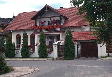 Dom Pod Tujami, Kraków