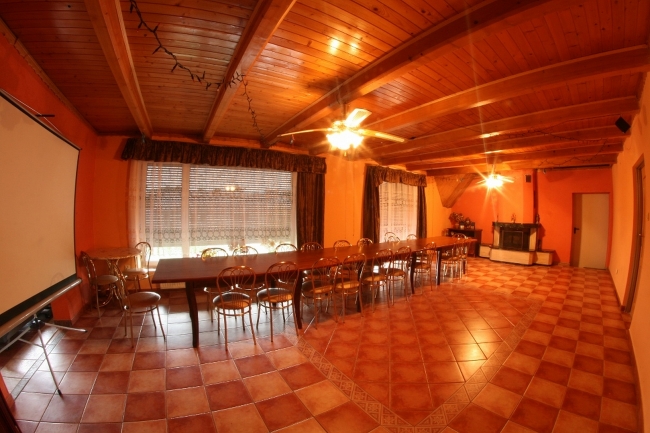 Daisy Budżet, Kraków